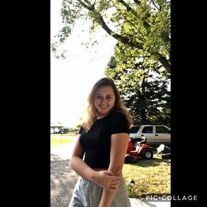 Meet your Posher, Hannah